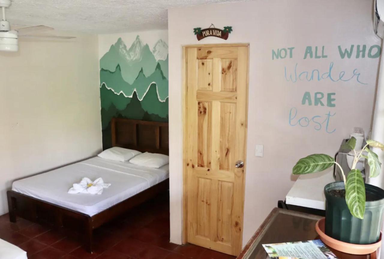 Casa G - Manuel Antonio Oceanview Hotel Кепос Экстерьер фото